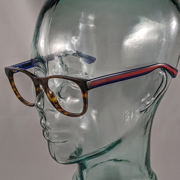 Gucci Other - Auth. Gucci striped and marbled brown glasses